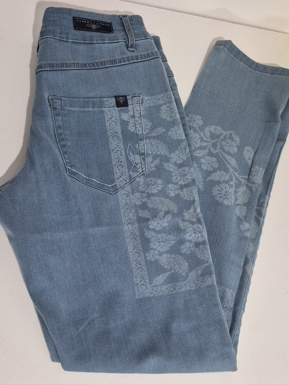 CARRELI JEANS SARAH FIT FLORAL FLOCKD LIGHT WASHED ARTISTIC NEW